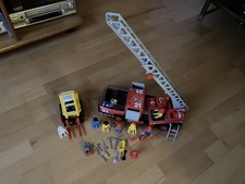 3522 Playmobil Feuerwehrauto mit Drehleiter, Gabelstapler und Zubehör