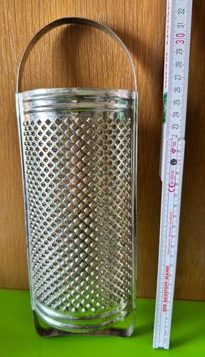 Küchenreibe aus edelstahl - kÜchenreibe,