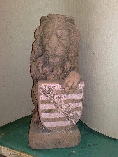 Löwe mit wappen steintafel - mit,