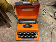 Triumph Adler Gabriele 2000 Schreibmaschine Orange 1970er Jahre, vintage