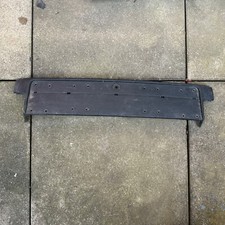 BMW E36 51118146076 - Unterlage 3er Kennzeichenhalter Original