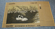 Gobelin von ROPI " Schwäne im Schilf"