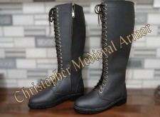 Mittelalterliche Lederstiefel