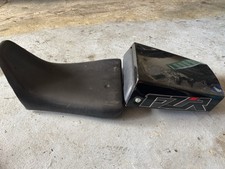 YAMAHA FZR 600 3HE, Sitzbank Abdeckung Sozia Sozius