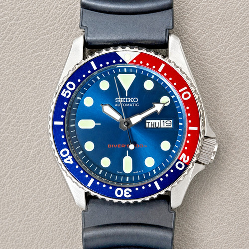 Seiko 7s26 0020 - navy, pepsi