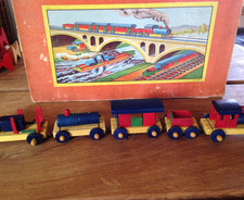 Spielzeug Holzbaukasten