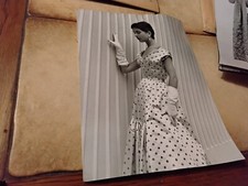 ORIGINAL PRESSEFOTO ,, MODE 1955 ,, ELEGANZ UND SCHÖNHEIT