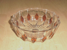 Walther Glas schicke Schale - geschliffen rund mit roten Rauten 12,5x4,5cm