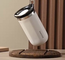 Stylischer Thermobecher