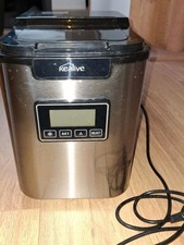 Eiswürfelmaschine
