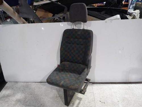 A0009190064 sitz hinten links