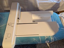 Brother Inovis 1500 Stick-Schlitten Zubehör plus PE-Design 7