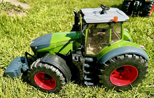 Bruder fendt 1050 vario - bruder,