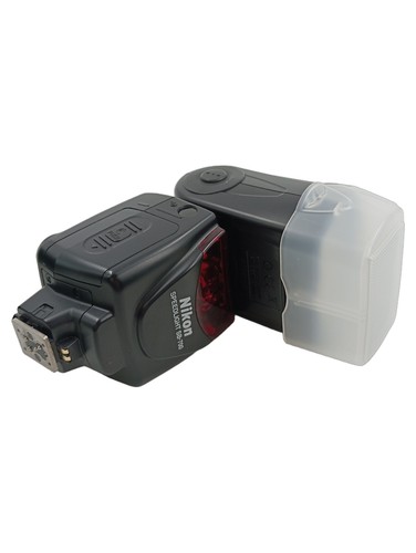 Nikon 700 speedlight - nikon,