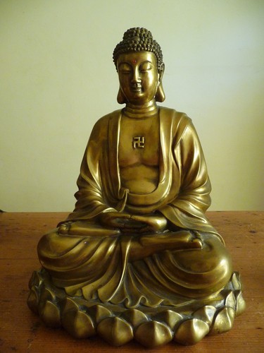 Buddha schwer 40 cm hoch - 40,