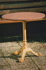 Gartentisch Gusseisen, historisch um 1920 mit Granitplatte