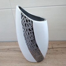 Ambia Vase 29 x 14x 9 cm