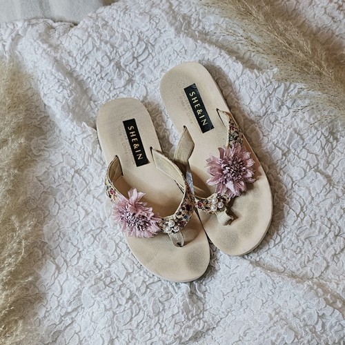 Flip flops mit blumen und - flip,
