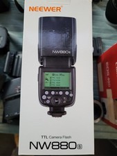 NEEWER NW880S Blitzgerät