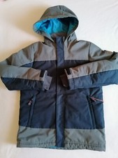 Winterjacke mit Kapuze -