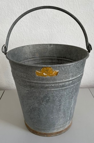 Alter zink eimer - zink, henkel
