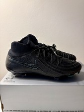 Original Nike Phantom Luna