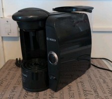 Bosch Tassimo TAS4000GB/15. Kaffeevollautomat Heißgetränkeautomat schwarz