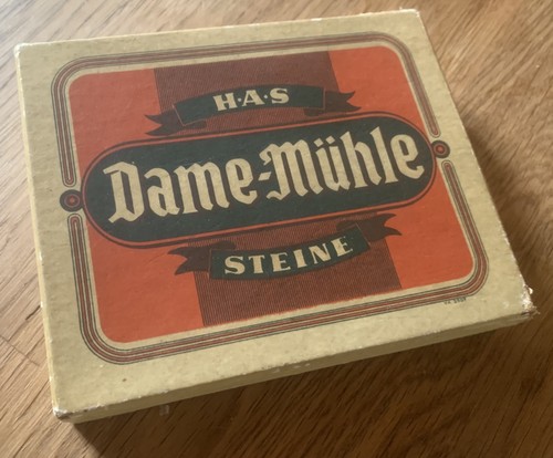 Alte dame mühle spiel - alte,