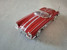 Chevrolet Corvette, Roadster, 1958, dunkelrot mit silber, 1:18, Motor Max