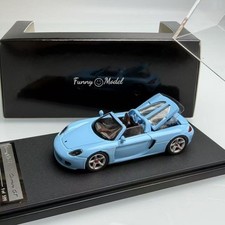1:64 Porsche Carrera GT