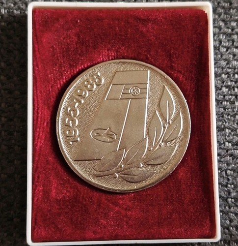 Medaille ddr jahre - 30,