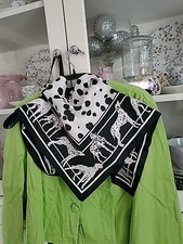 Dalmatiner Schal Schwarz Weiß  Punkte 58 cm x 60 cm  Satin Wie Neu