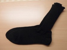 selbstgestrickte warme Woll - Socken - hier in Schwarz, in 5 Größen , ab Gr.40