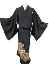 Japanischer Kimono schwarz