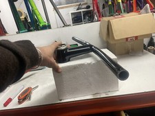 Retro Klein Adroit, Attitude