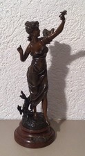 Französische Figur, Frau mit
