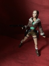 Tomb Raider Lara Croft in Bomberjacke Figur Playmates Toyfare Exclusive 2000