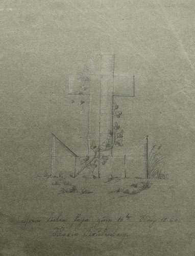 Grabmal efeuumranktes kreuz - efeuumranktes,