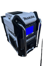 Makita MR001GZ01 12/40 V LXT/XGT AM/FM Baustellenradio Bluetooth AUFGERÜSTET ÜBER AUX