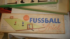 altes DDR Tisch Fußballspiel  ca 1960 komplett