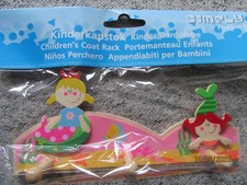 Kinder Garderobe aus Holz