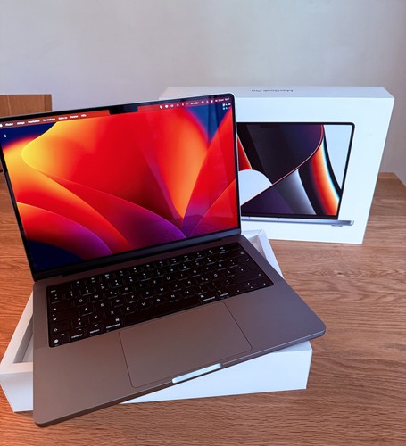 Apple macbook pro - pro, /