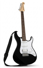 Yamaha Pacifica 012 E-Gitarre