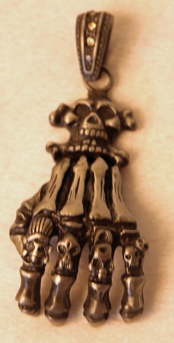 Anhänger skull hand - anhänger,