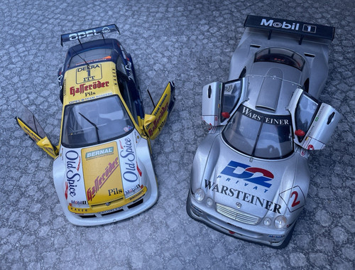 Tourenwagen - 2x,