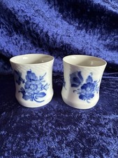 Royal Copenhagen Blaue Blume 2 Becher 6,8 cm hoch 8253