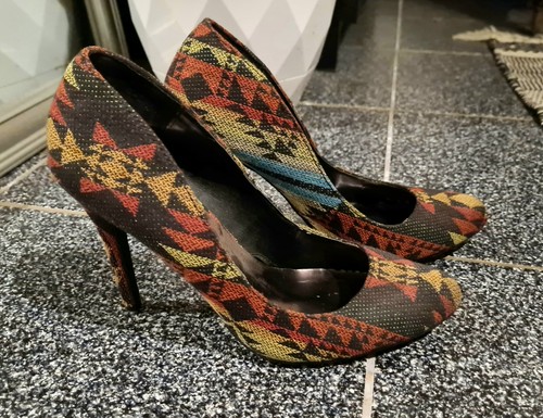 Material girl aztec - girl,