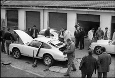 Old Porsche 911 Motor Racing