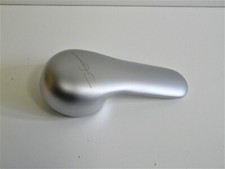 Hansa Ronda Hebel, Griff