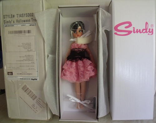 Tonner sindys halloween - halloween, treat